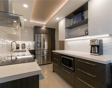 1151 N Fort Lauderdale Beach Boulevard - Photo Thumbnail 2