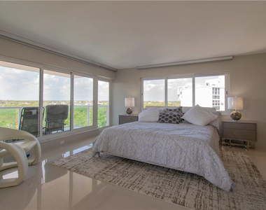 1151 N Fort Lauderdale Beach Boulevard - Photo Thumbnail 3