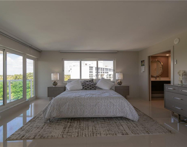 1151 N Fort Lauderdale Beach Boulevard - Photo Thumbnail 24