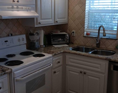 5450 N Ocean Boulevard - Photo Thumbnail 4