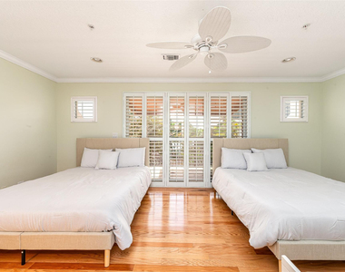 2614 Ne 11th Court - Photo Thumbnail 25