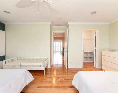 2614 Ne 11th Court - Photo Thumbnail 26