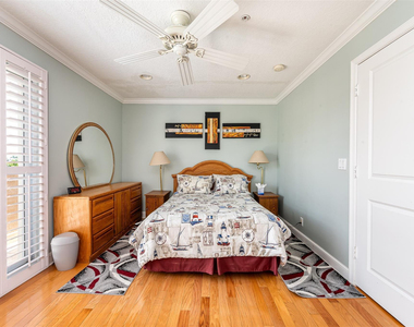 2614 Ne 11th Court - Photo Thumbnail 21