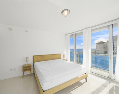 495 Brickell Avenue - Photo Thumbnail 8