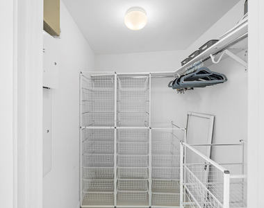 495 Brickell Avenue - Photo Thumbnail 9