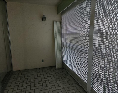 7001 Environ Boulevard - Photo Thumbnail 7