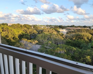 7001 Environ Boulevard - Photo Thumbnail 8