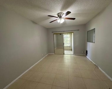 7605 Nw 5th Court - Photo Thumbnail 11