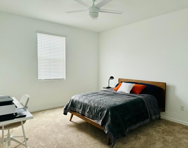 1011 Orchard Arbour Court - Photo Thumbnail 2