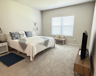 6714 Rumine Circle - Photo Thumbnail 5