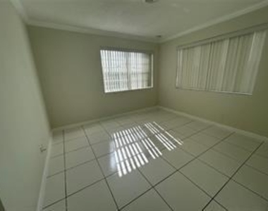 3614 Taylor Street - Photo Thumbnail 3