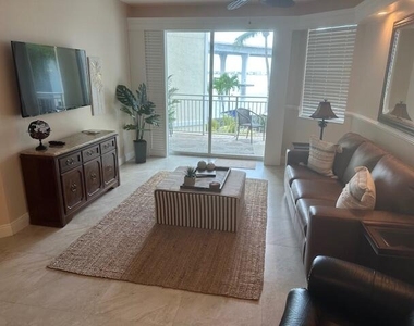 275 Nw Flagler Avenue - Photo Thumbnail 6