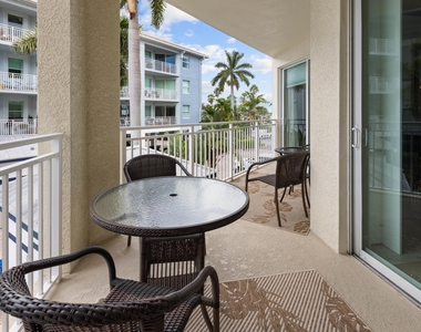 275 Nw Flagler Avenue - Photo Thumbnail 24