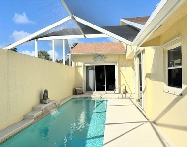 204 River Walk - Photo Thumbnail 1