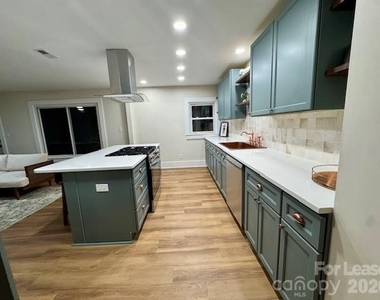 29 Sw Plott Drive Sw - Photo Thumbnail 10