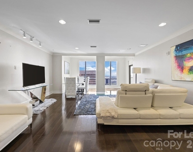 222 S Caldwell Street - Photo Thumbnail 7