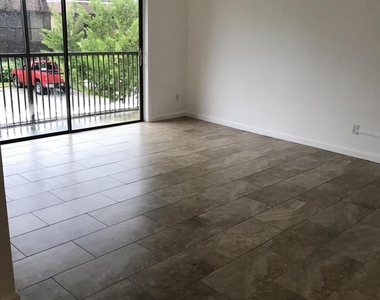 1125 S Flagler Avenue - Photo Thumbnail 5