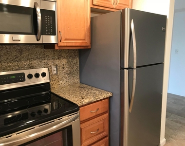 1125 S Flagler Avenue - Photo Thumbnail 7