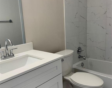 2161 Orange Grove Drive - Photo Thumbnail 7