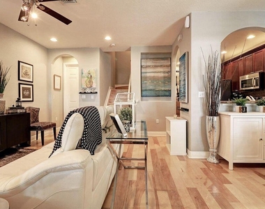 400 Lake Monterey Circle - Photo Thumbnail 1