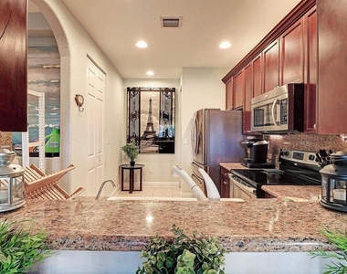 400 Lake Monterey Circle - Photo Thumbnail 12