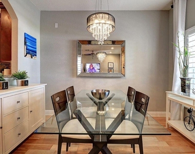 400 Lake Monterey Circle - Photo Thumbnail 4