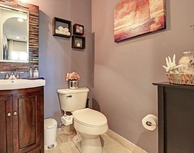 400 Lake Monterey Circle - Photo Thumbnail 13