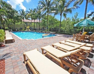 400 Lake Monterey Circle - Photo Thumbnail 33