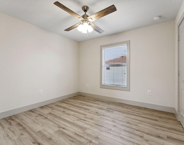 522 Lucky Lane - Photo Thumbnail 18