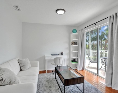 16405 Diamond Head Drive - Photo Thumbnail 28