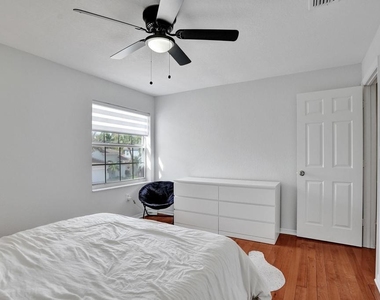 16405 Diamond Head Drive - Photo Thumbnail 39