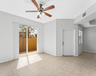 6515 Diamond Springs Terrace - Photo Thumbnail 18
