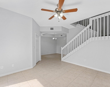 6515 Diamond Springs Terrace - Photo Thumbnail 19
