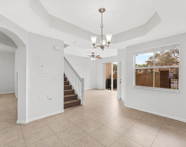 6515 Diamond Springs Terrace - Photo Thumbnail 14