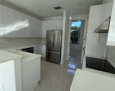 2690 Oakmont - Photo Thumbnail 12