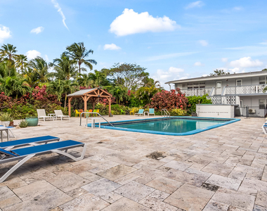 626 Sw 14th Avenue - Photo Thumbnail 1