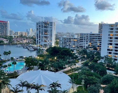 2500 Parkview Drive - Photo Thumbnail 28