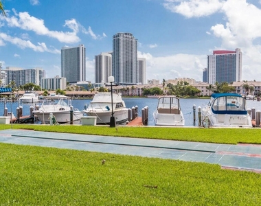 2500 Parkview Drive - Photo Thumbnail 21