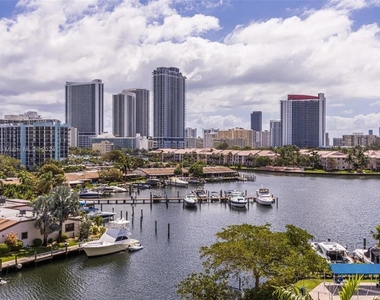 2500 Parkview Drive - Photo Thumbnail 26