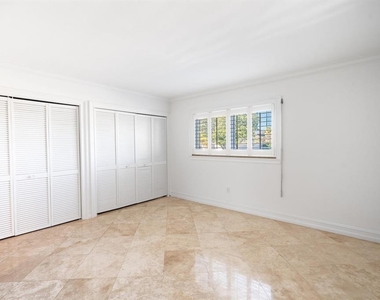 4848 Ne 23rd Avenue - Photo Thumbnail 10