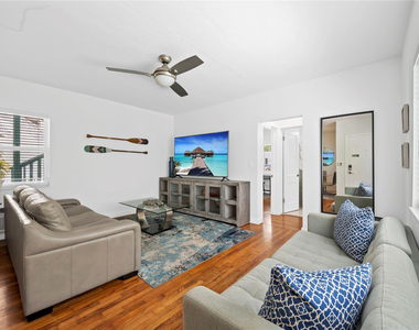 3015 Seville Street - Photo Thumbnail 4