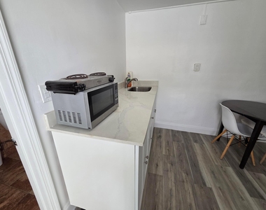 4824 Sw 45th Avenue - Photo Thumbnail 10