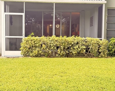 4031 N Cypress Drive - Photo Thumbnail 17