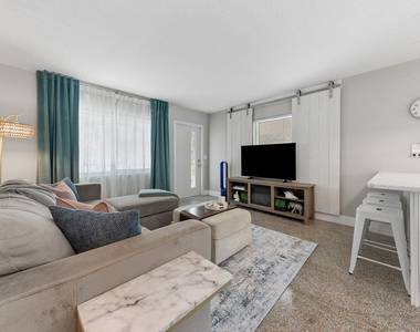 127 Sw 10th Avenue - Photo Thumbnail 13