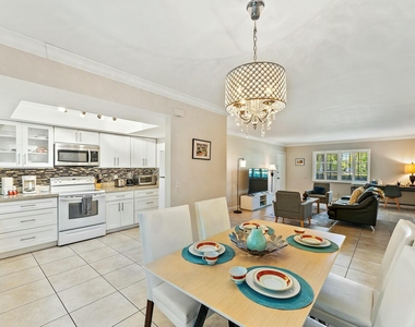 3036 Park Avenue - Photo Thumbnail 6
