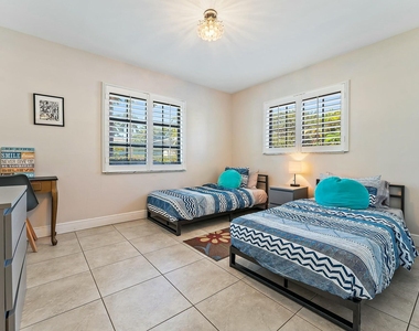 3036 Park Avenue - Photo Thumbnail 15