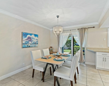 3036 Park Avenue - Photo Thumbnail 4