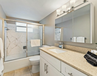 3036 Park Avenue - Photo Thumbnail 16