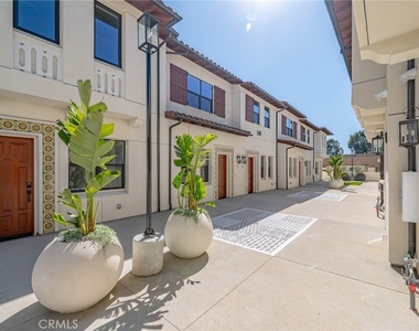 160 N New Ave - Photo Thumbnail 26
