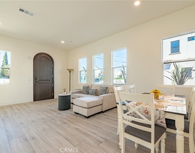 160 N New Ave - Photo Thumbnail 7